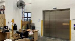 Form Industrial Building (D18), Factory #453093141